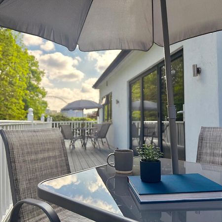 En-Suites With Free Parking 30Min To Central London Exteriör bild