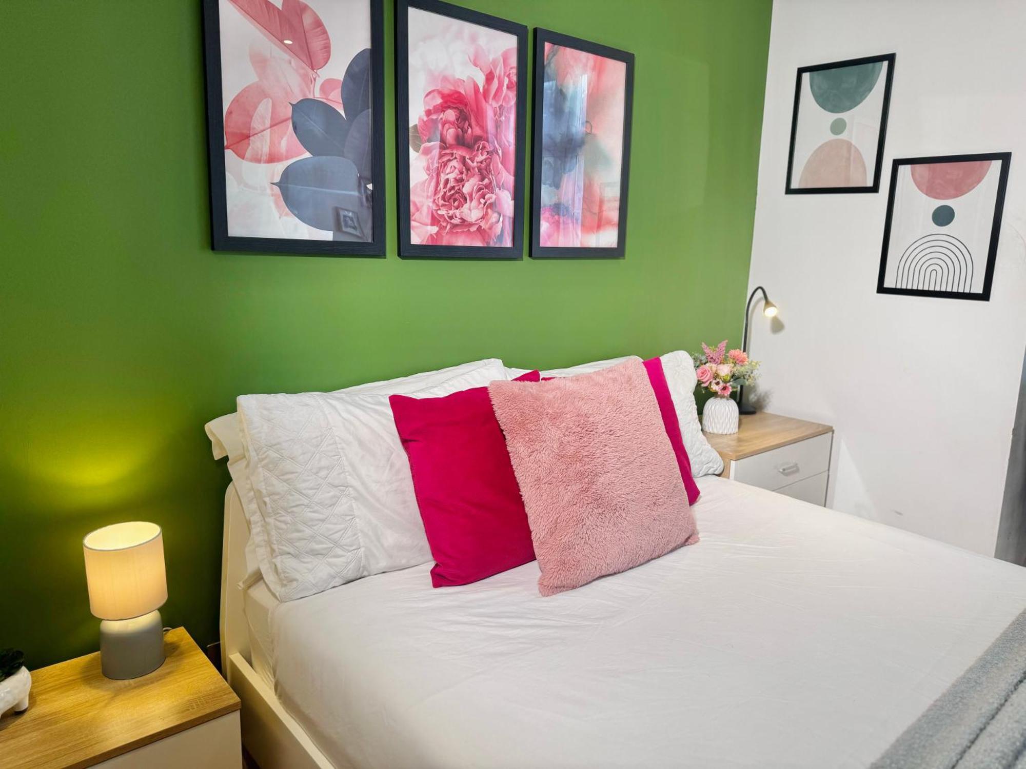 En-Suites With Free Parking 30Min To Central London Exteriör bild