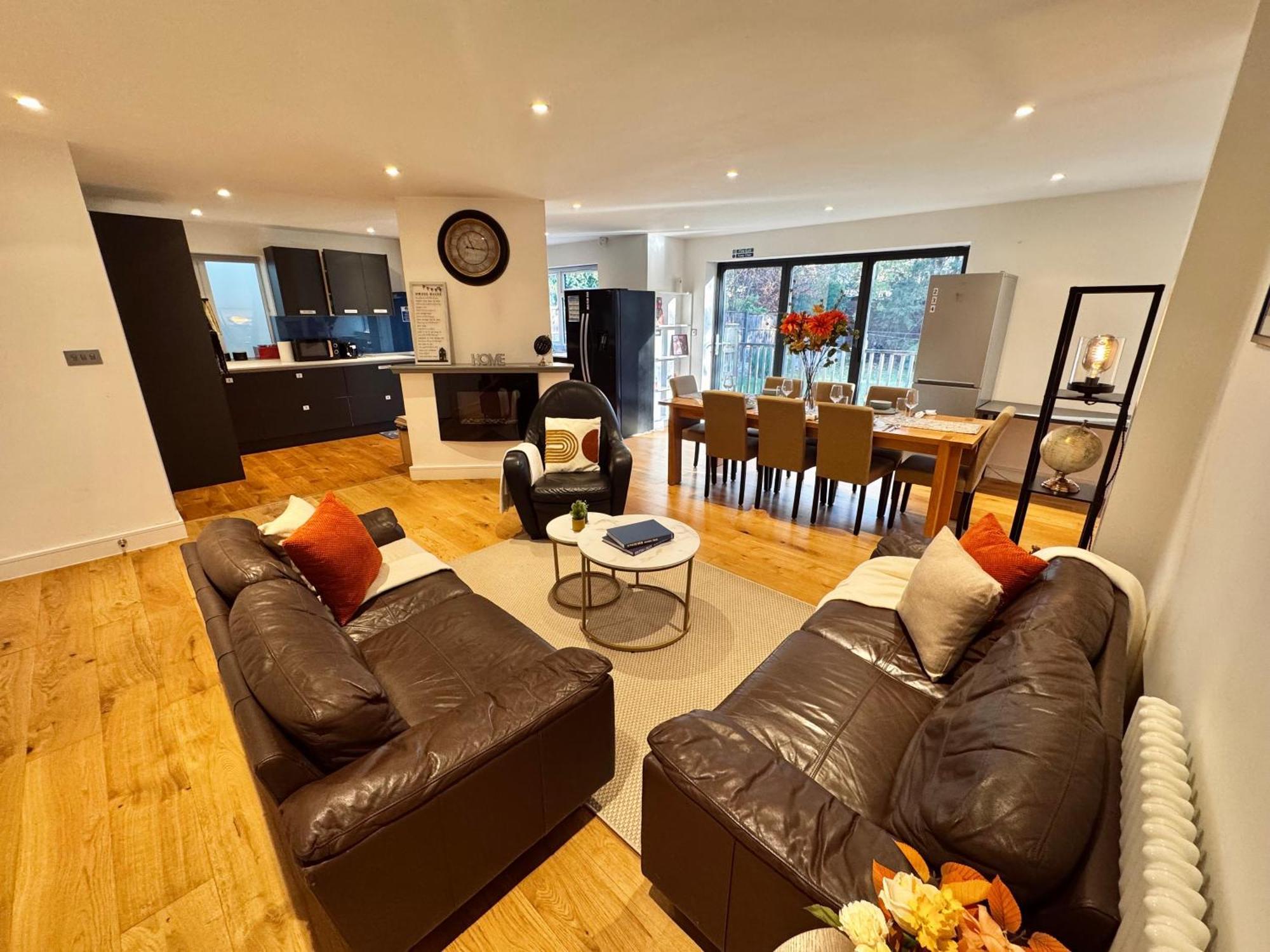 En-Suites With Free Parking 30Min To Central London Exteriör bild