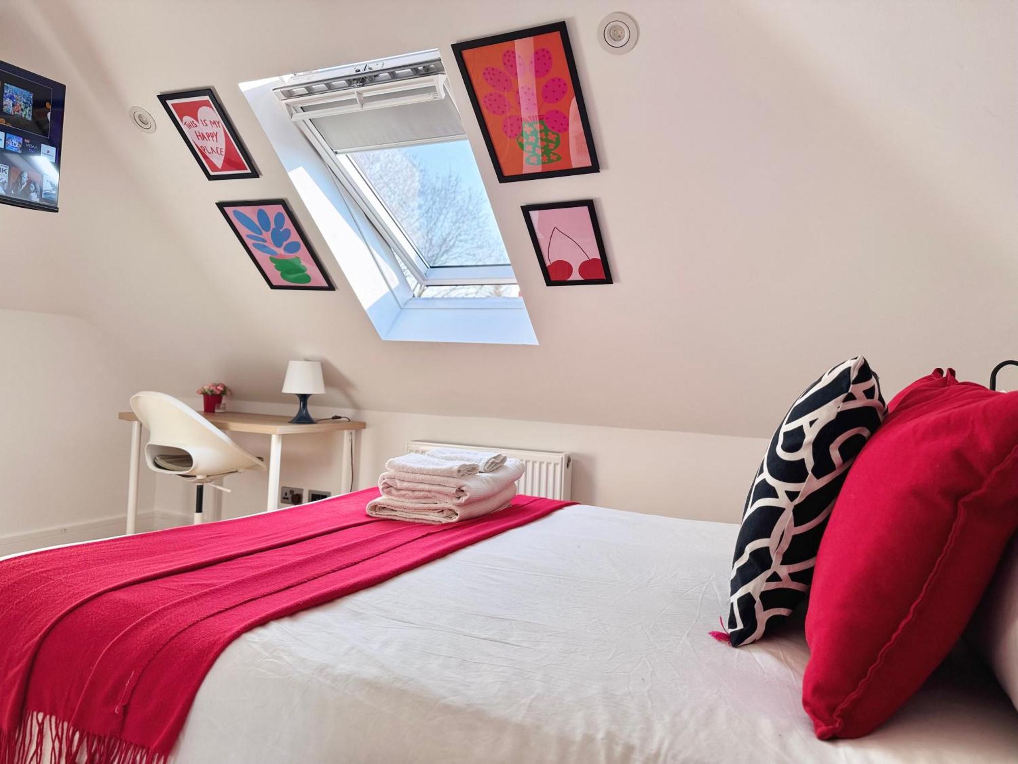 En-Suites With Free Parking 30Min To Central London Exteriör bild