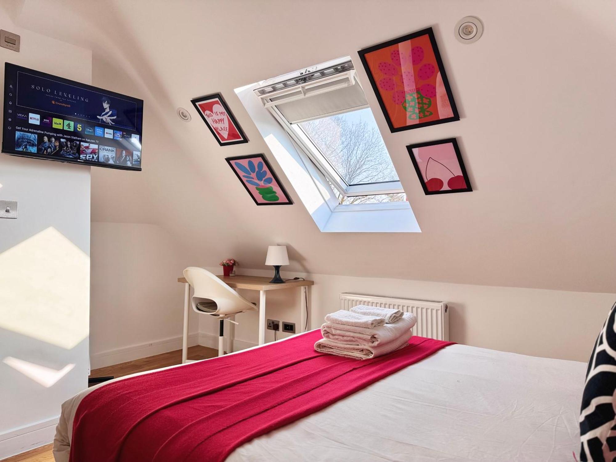 En-Suites With Free Parking 30Min To Central London Exteriör bild