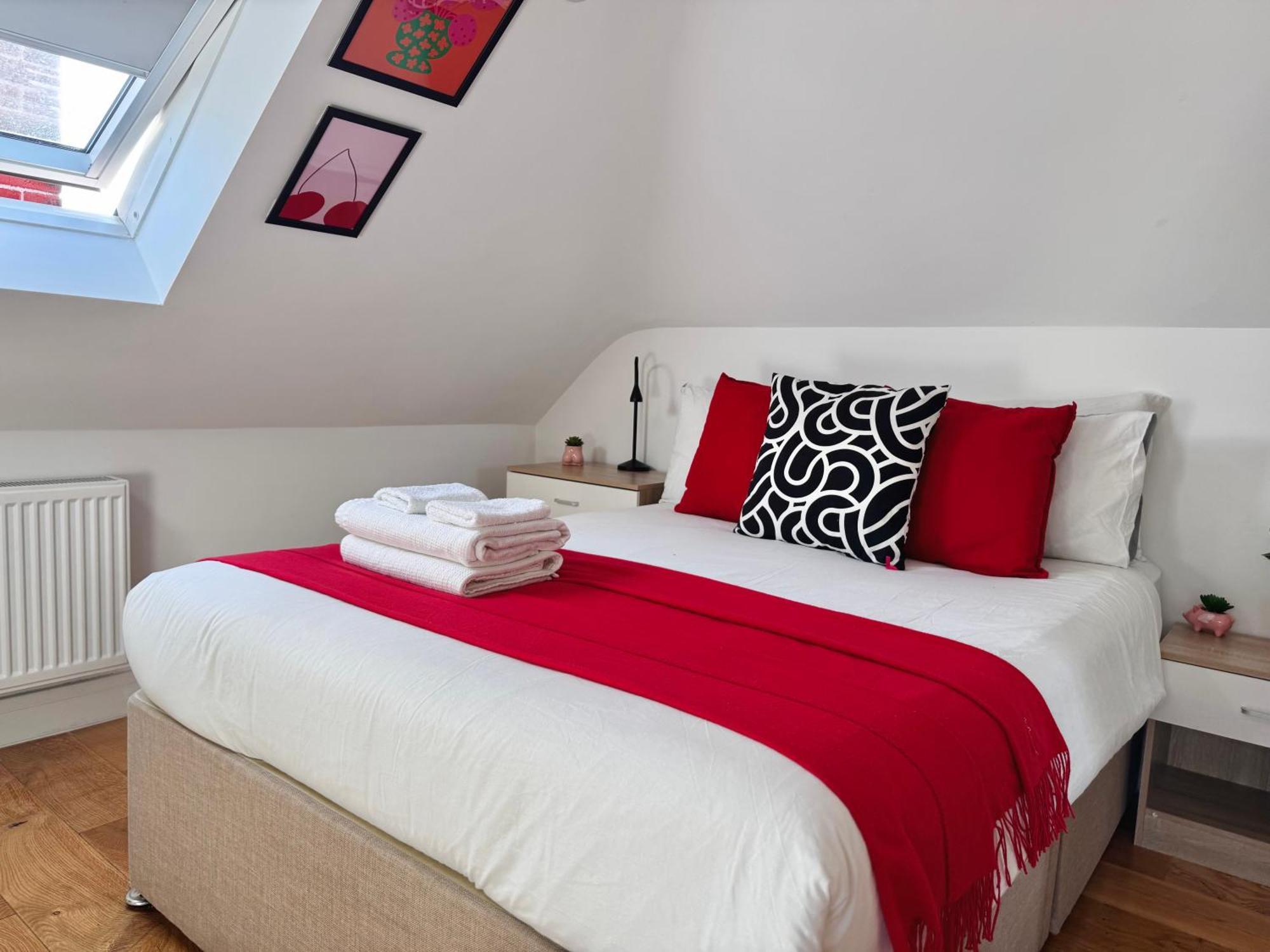 En-Suites With Free Parking 30Min To Central London Exteriör bild